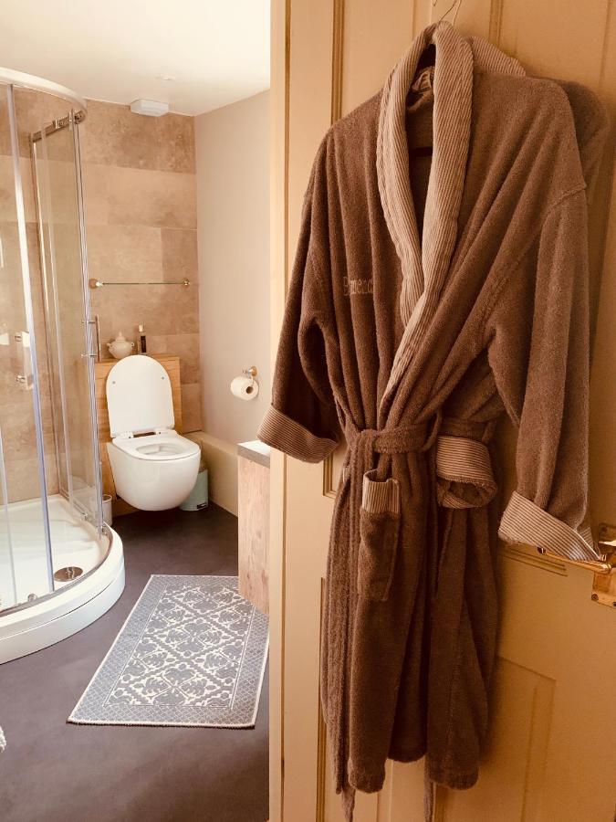 Bootmenders B&B Питърсфилд Екстериор снимка