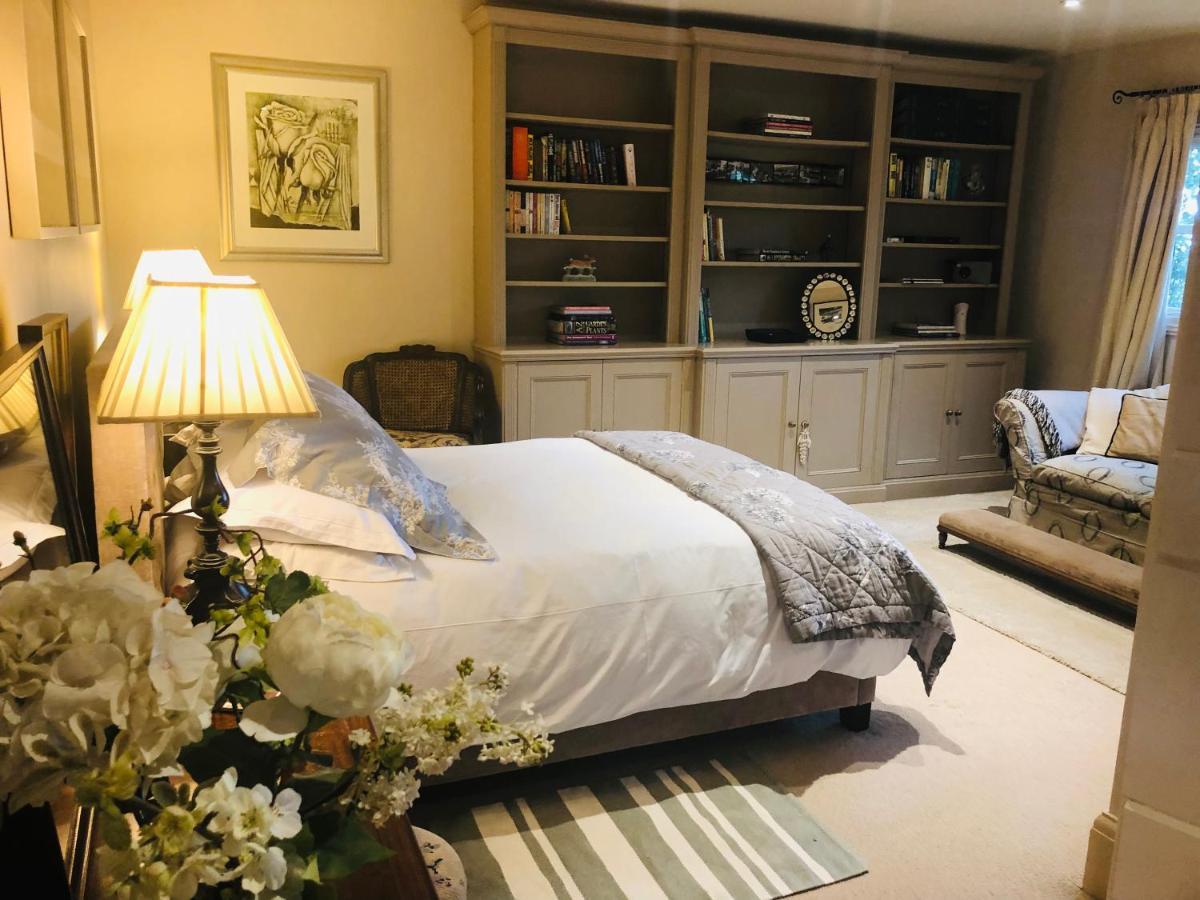 Bootmenders B&B Питърсфилд Екстериор снимка