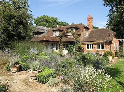 Bootmenders B&B Питърсфилд Екстериор снимка